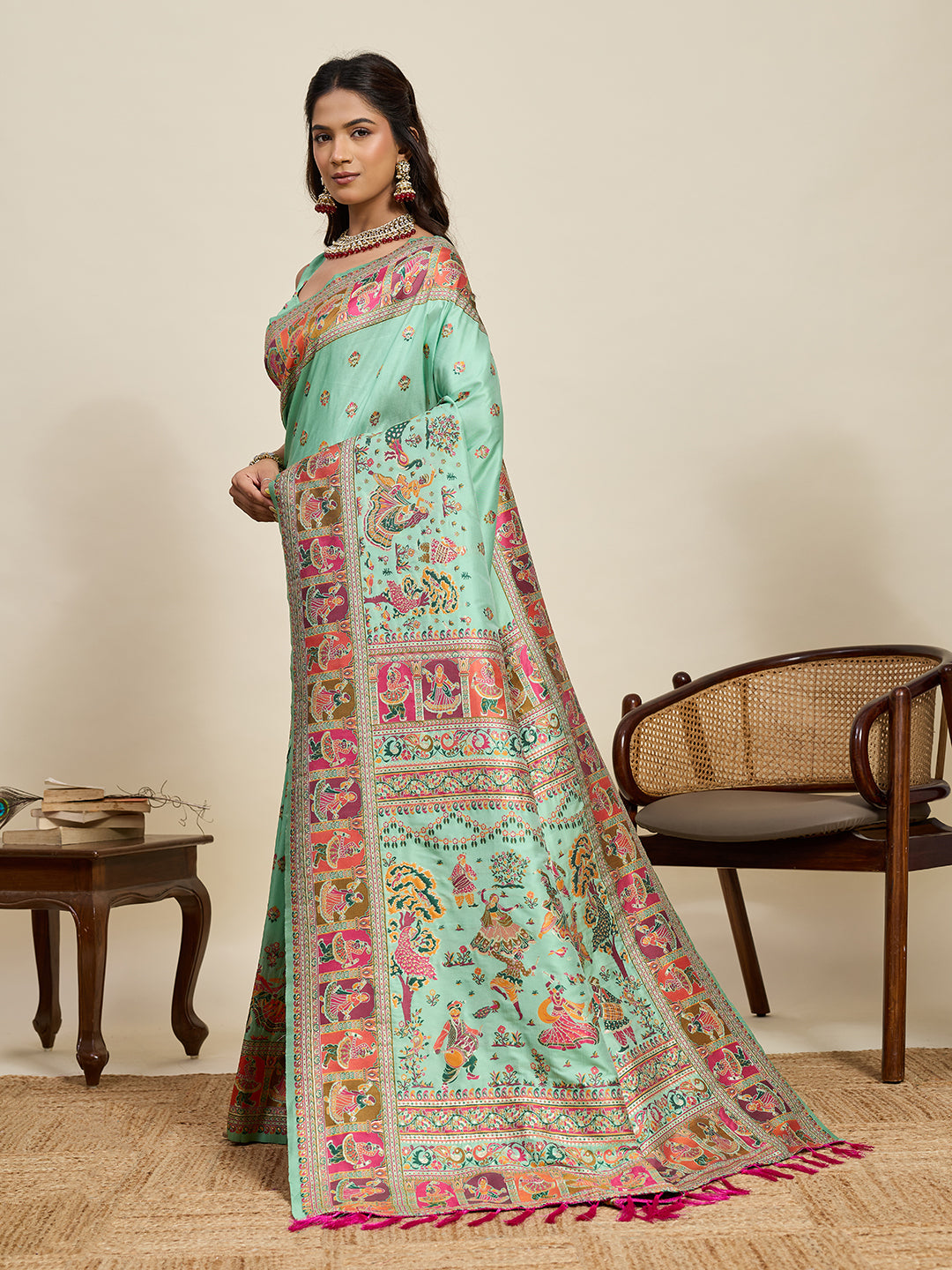 Urban Pallu Woven Design Silk Blend Party Saree