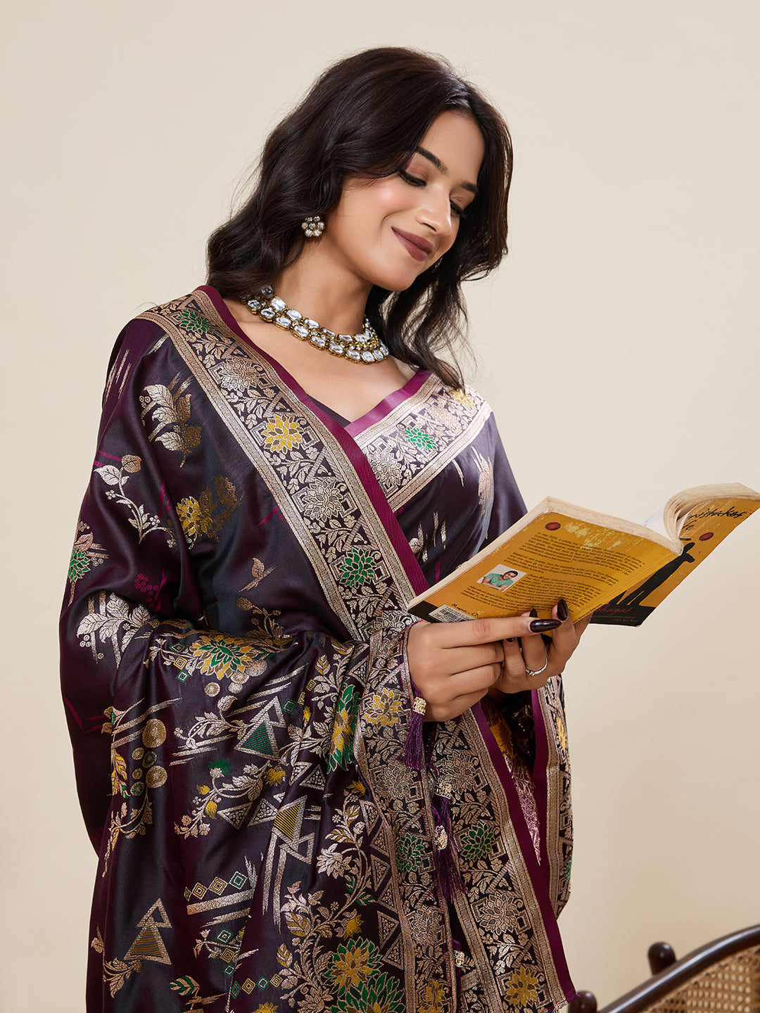Urban Pallu Woven Design Silk Blend Party Saree