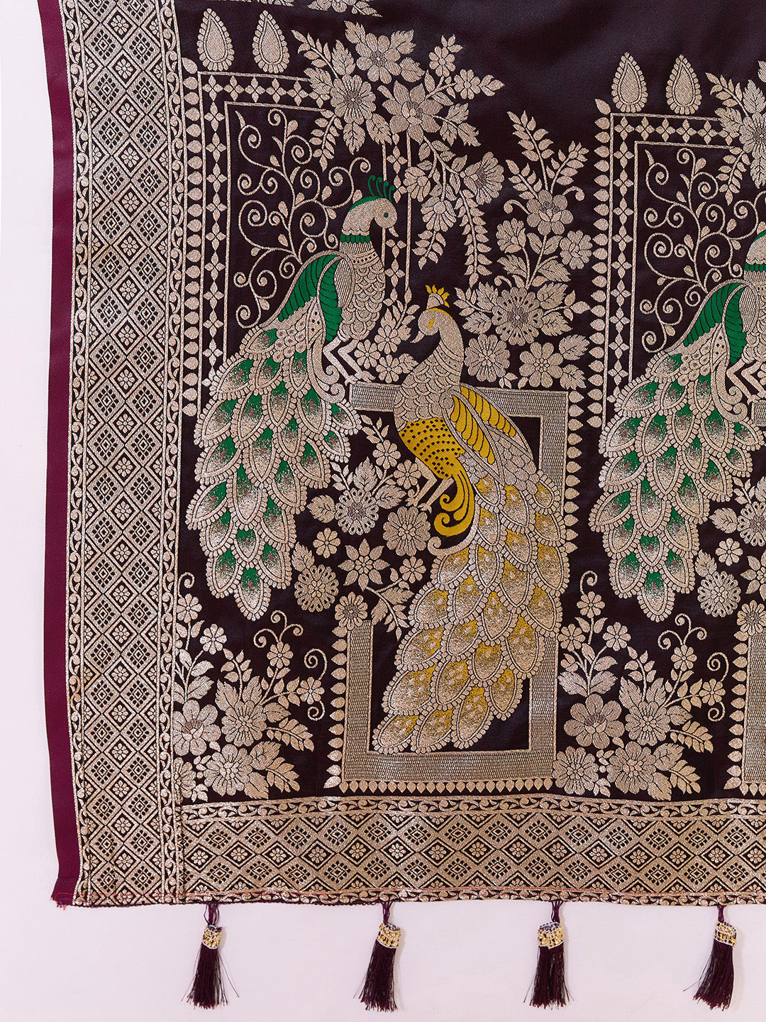Urban Pallu Woven Design Silk Blend Party Saree