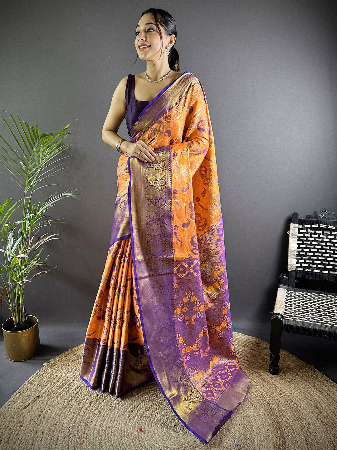 Urban Pallu Woven Design Silk Blend Traditional Saree