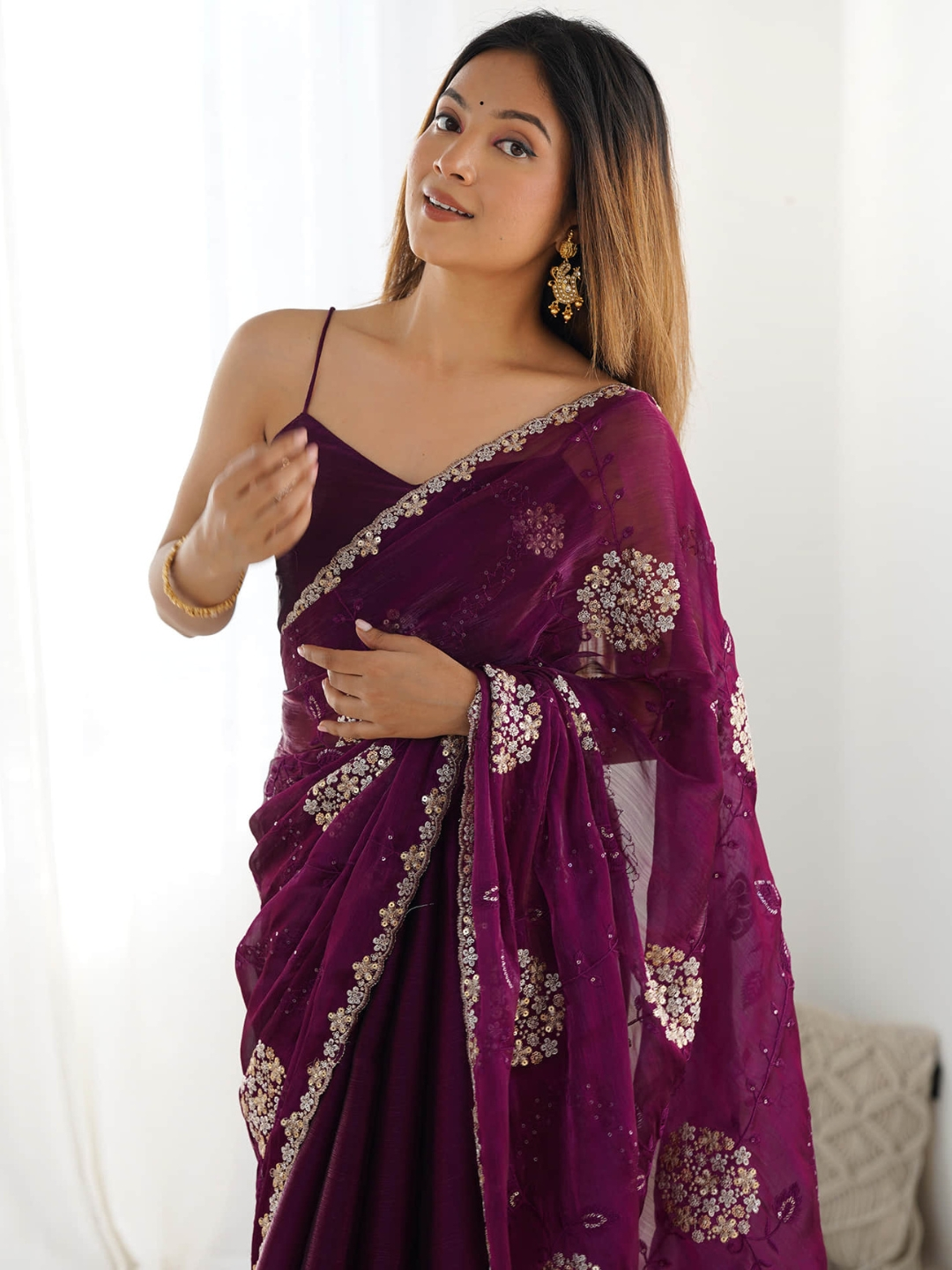 Urban Pallu Embroidered Tissue Festive Saree