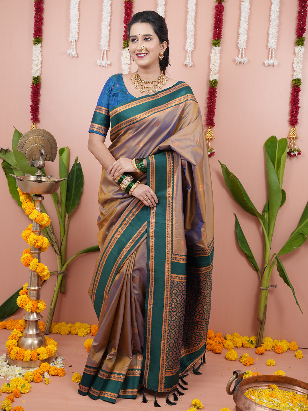 Urban Pallu Woven Design Silk Blend Traditional Saree