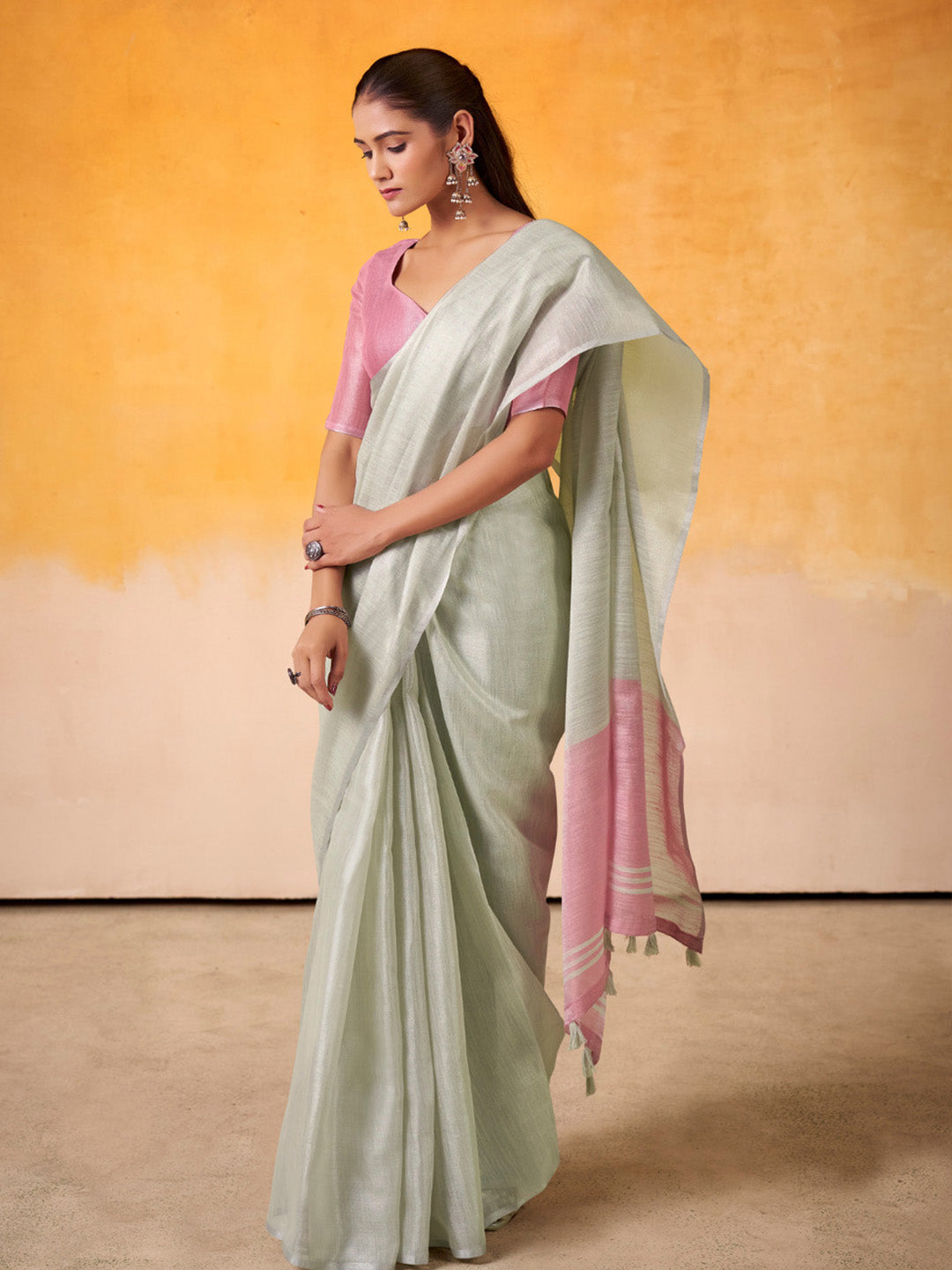 Urban Pallu Woven Design Cotton Blend Daily Saree