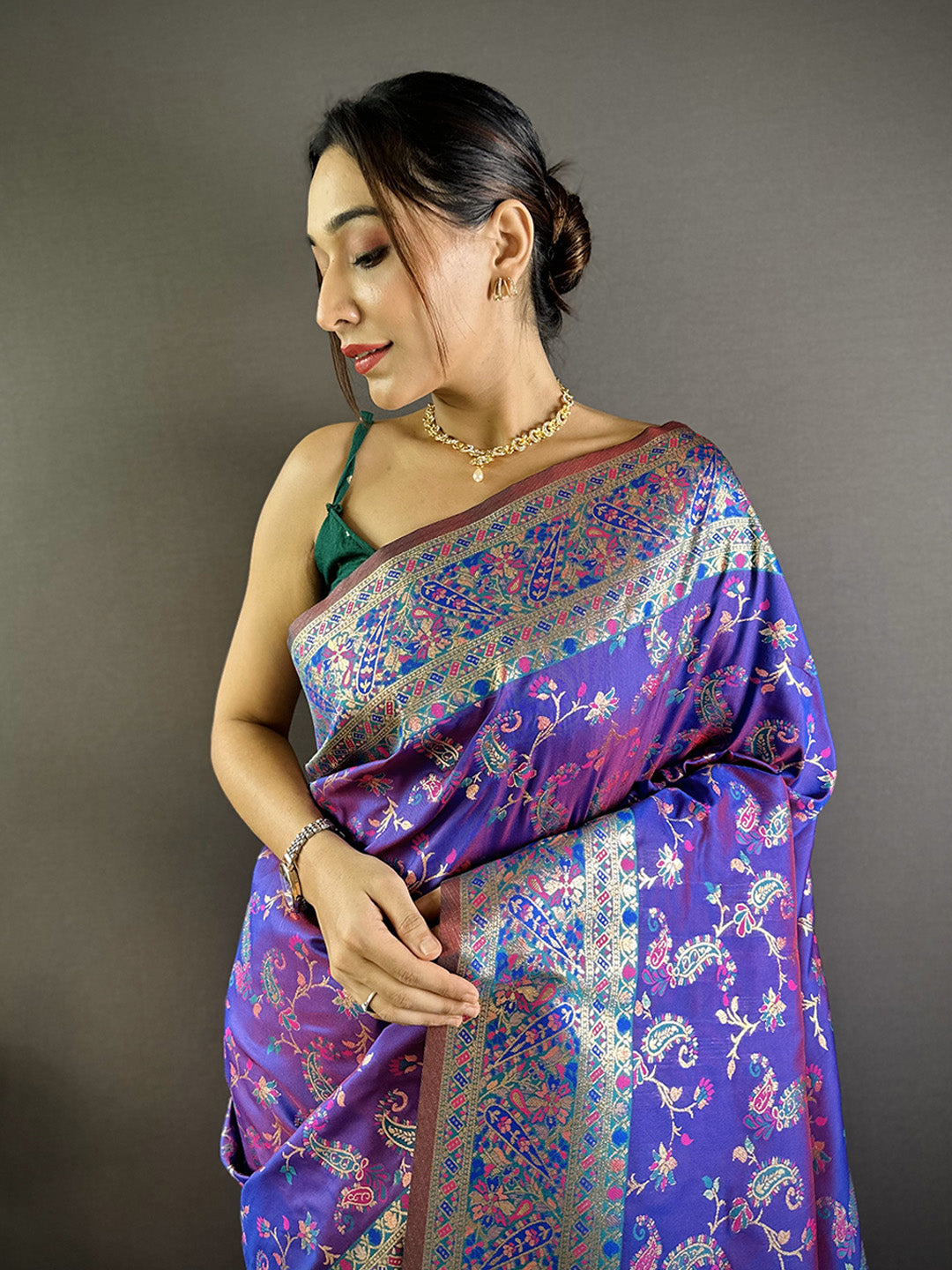 Urban Pallu Woven Design Silk Blend Traditional Saree
