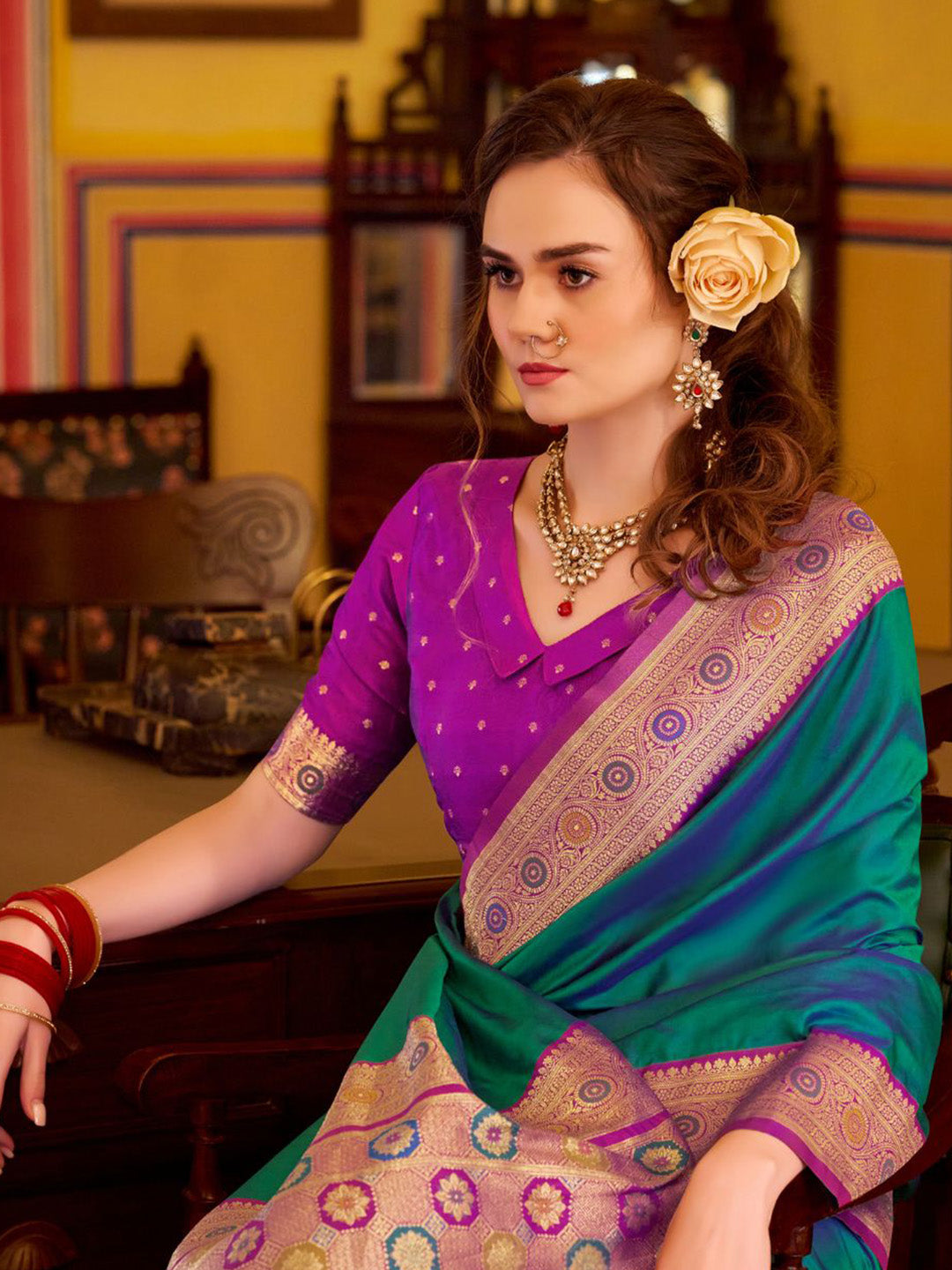 Urban Pallu Woven Design Silk Blend Daily Saree
