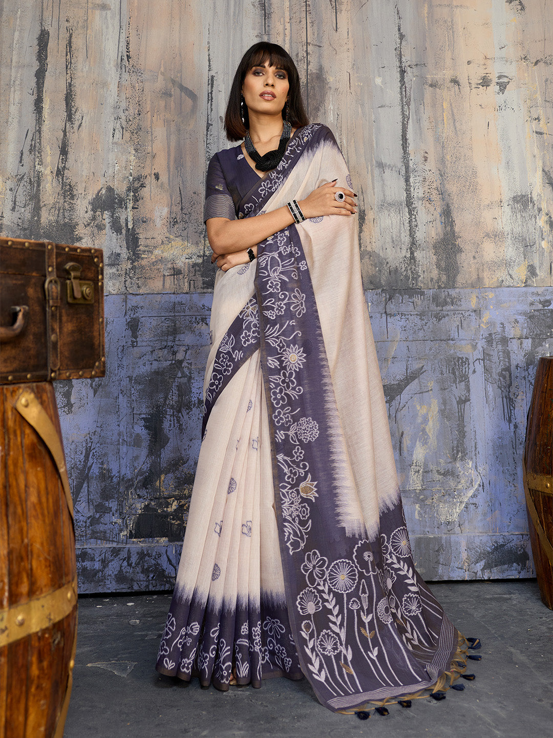 Urban Pallu Solid Silk Cotton Work Saree