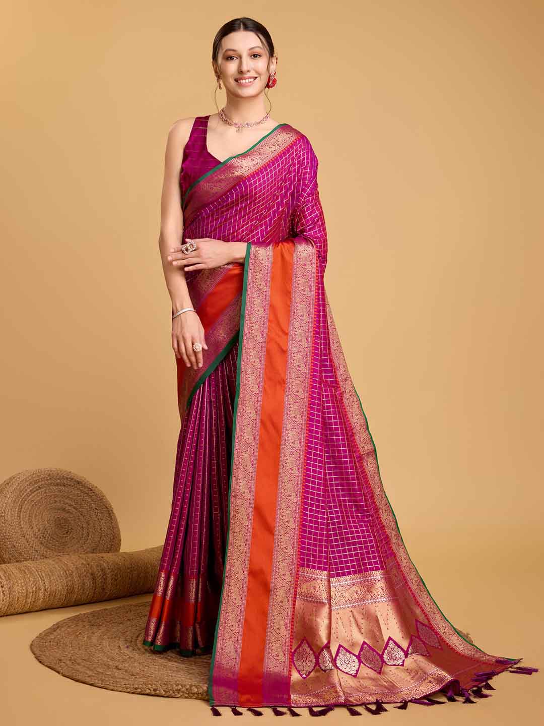 Urban Pallu Woven Design Silk Blend Party Saree