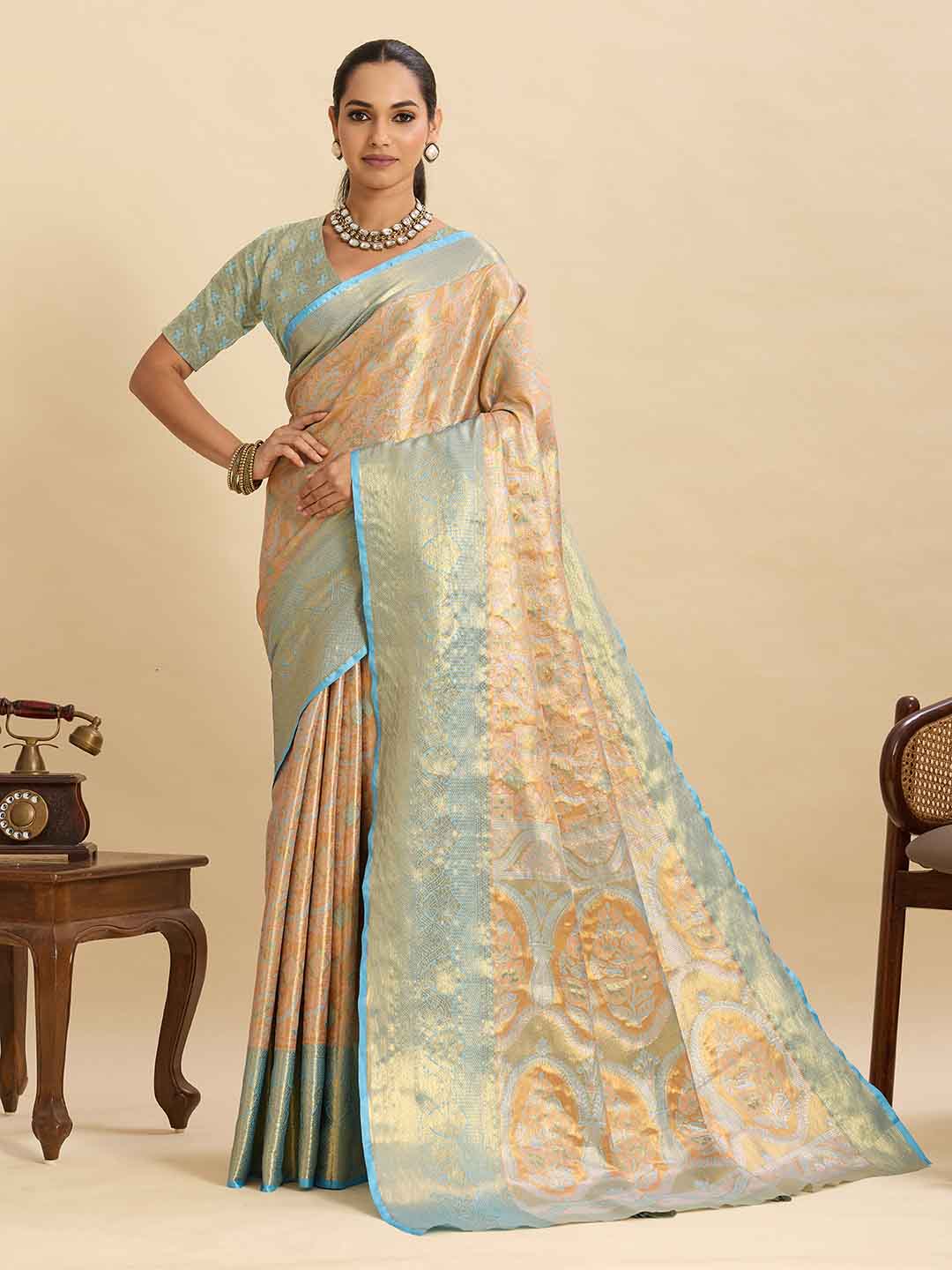 Urban Pallu Woven Design Silk Blend Party Saree