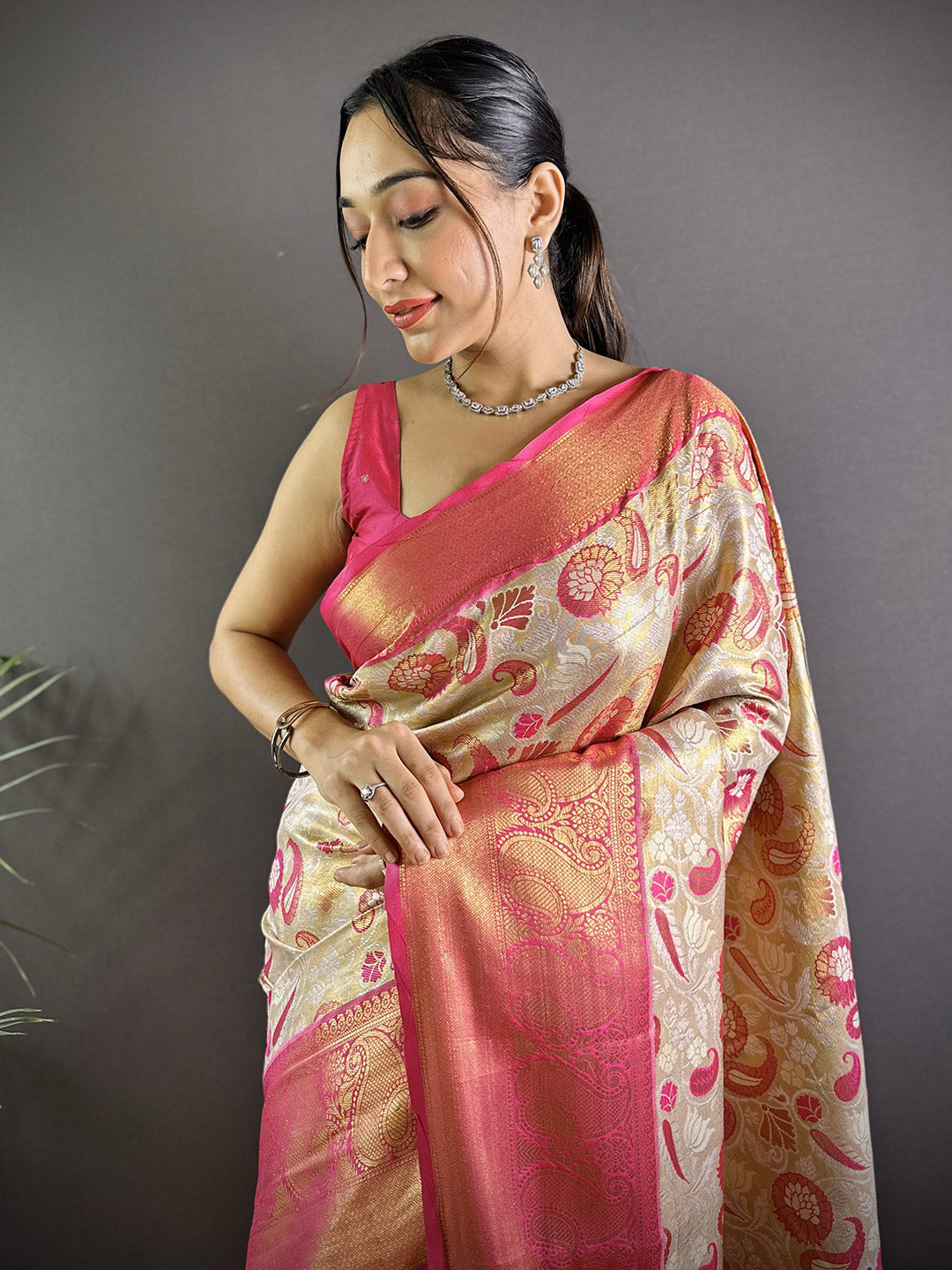 Urban Pallu Woven Design Silk Blend Traditional Saree
