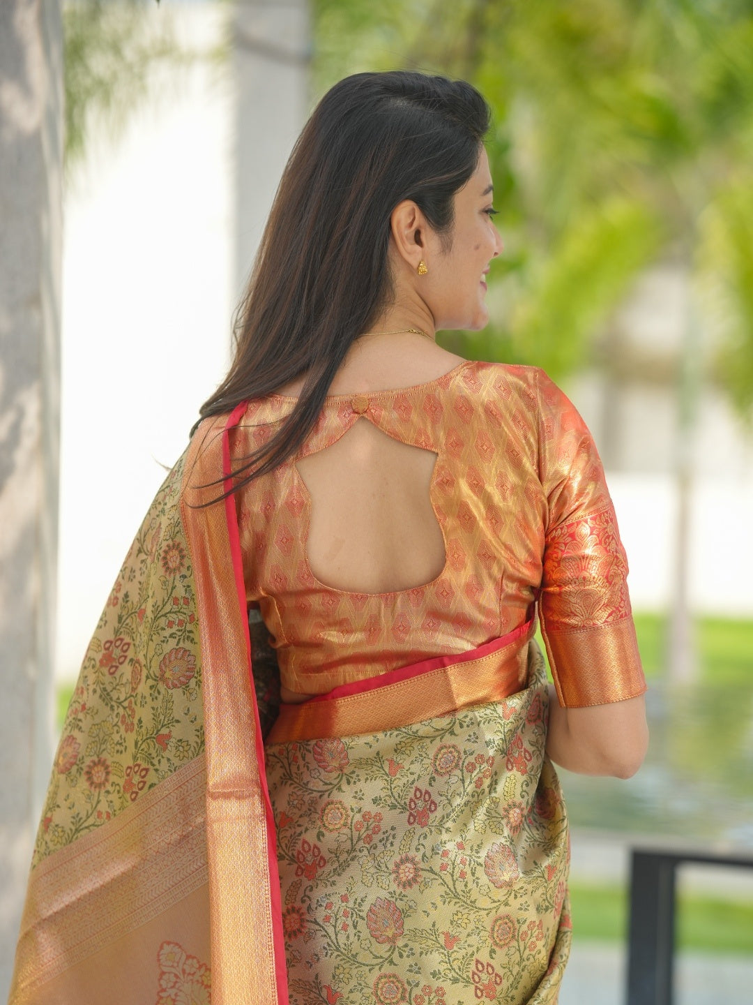 Urban Pallu Woven Design Art Silk Traditional Saree