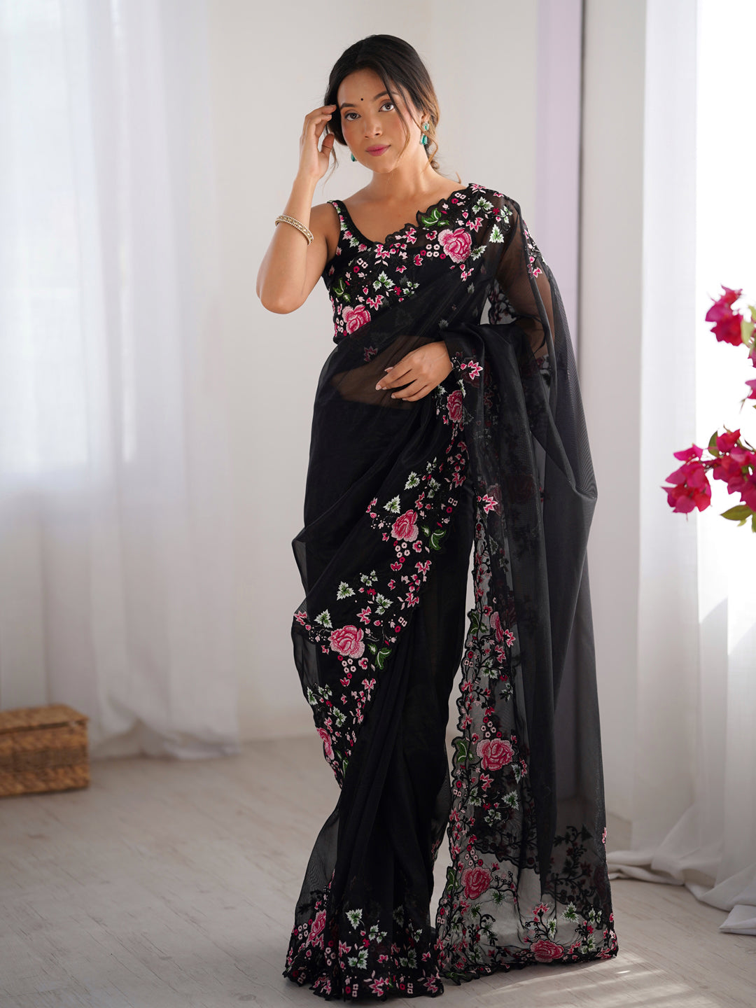 Urban Pallu Floral Embroidered Organza Heavy Work Saree