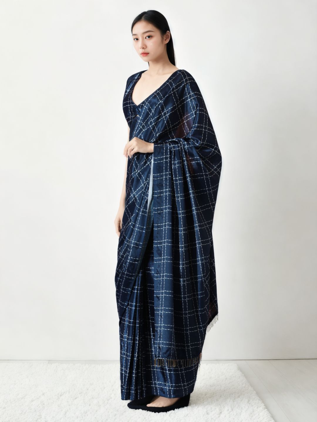 Urban Pallu Woven Design Silk Blend Fusion Saree