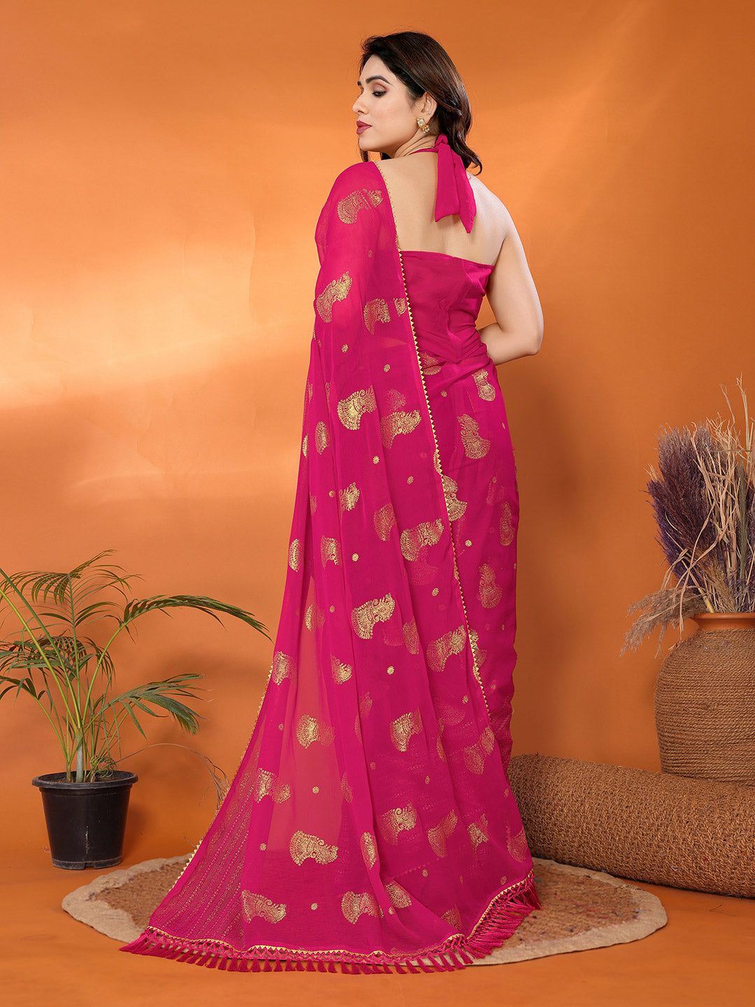 Urban Pallu Printed Poly Georgette Daily Saree