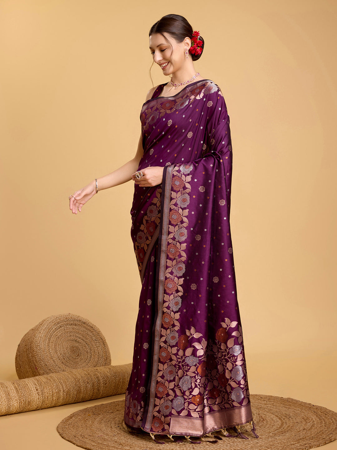 Urban Pallu Woven Design Silk Blend Party Saree
