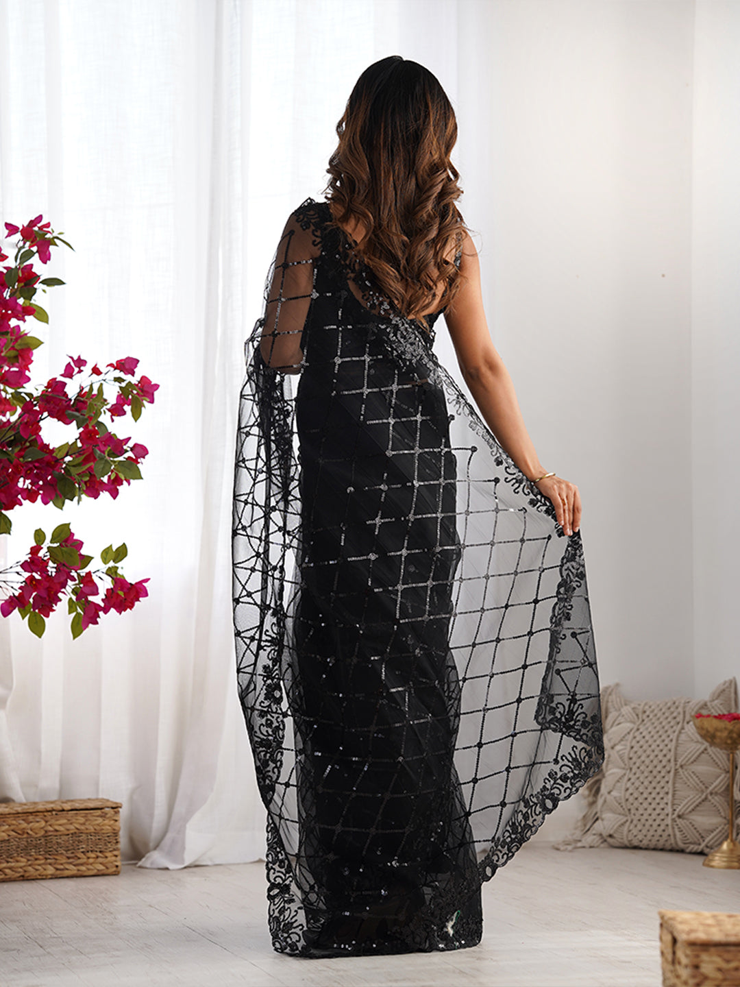 Urban Pallu Solid Net Festive Saree