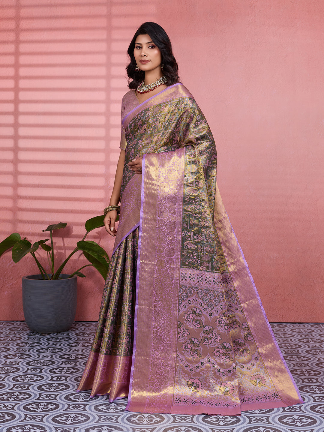 Urban Pallu Woven Design Art Silk Traditional Saree