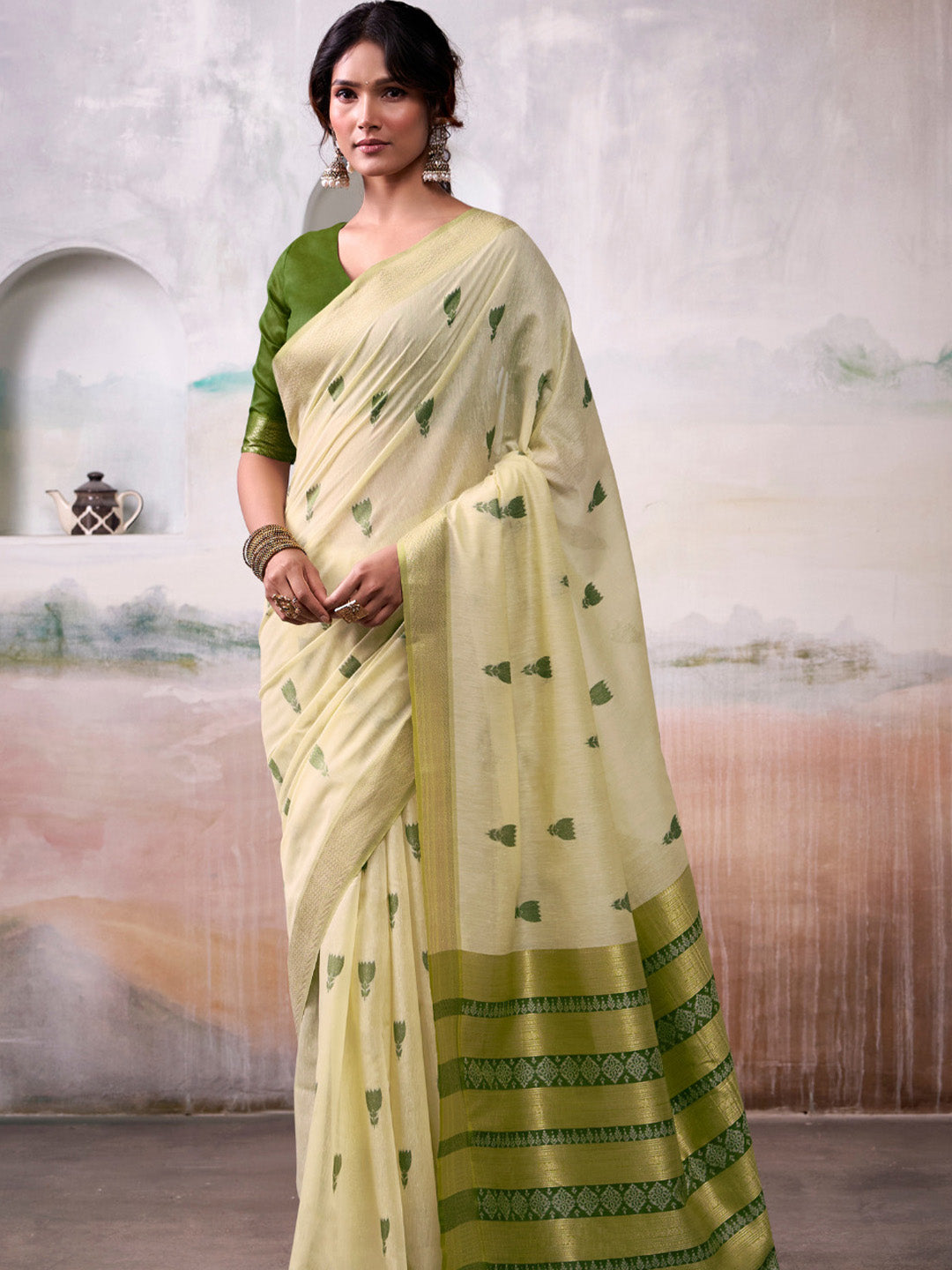 Urban Pallu Woven Design Cotton Blend Daily Saree