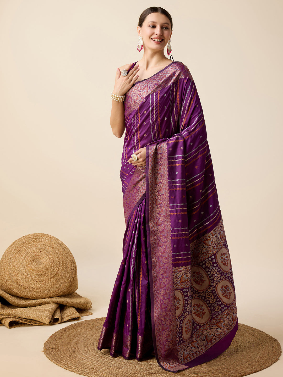 Urban Pallu Woven Design Silk Blend Party Saree