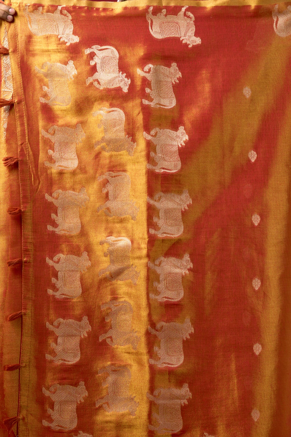Urban Pallu Woven Design Silk Blend Traditional Saree
