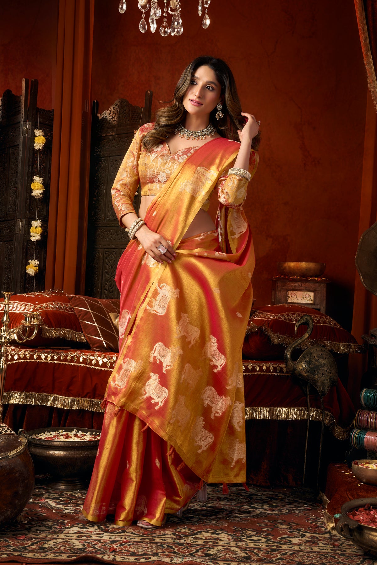 Urban Pallu Woven Design Silk Blend Traditional Saree