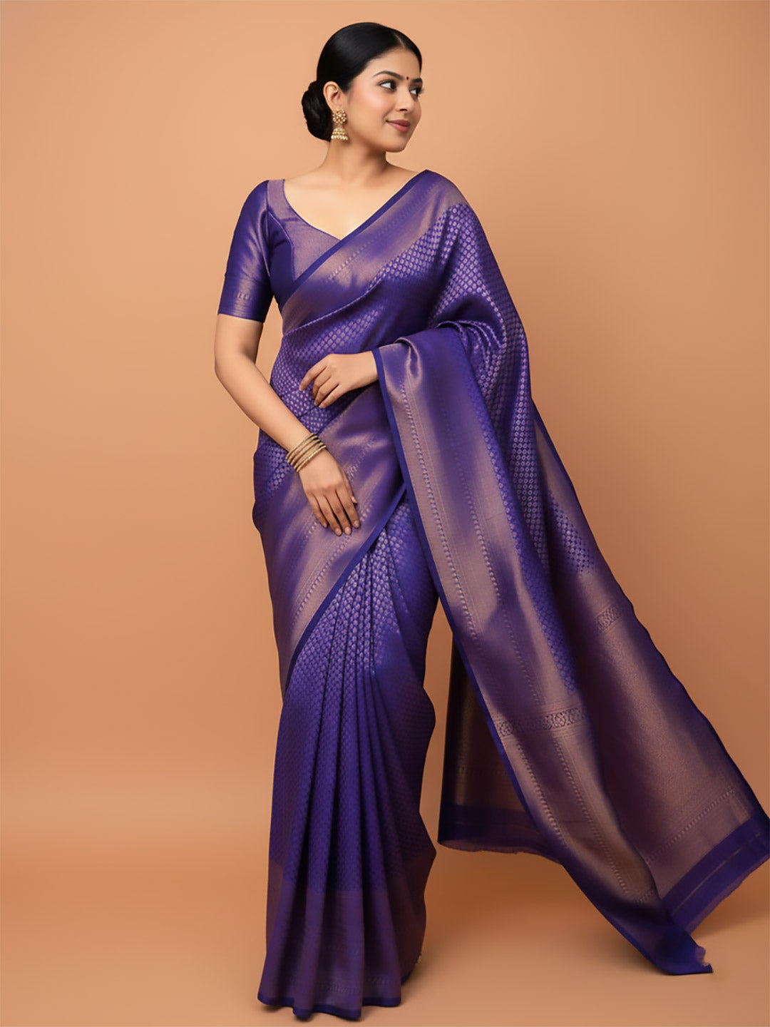 Urban Pallu Woven Design Silk Blend Traditional Saree