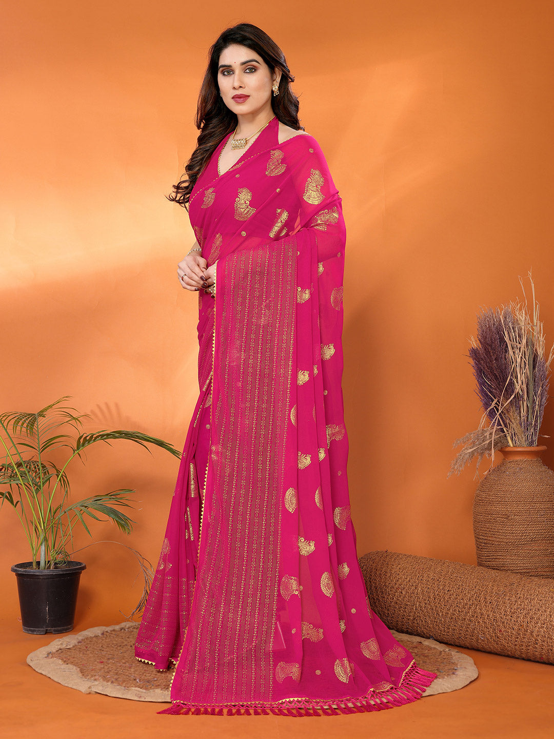 Urban Pallu Printed Poly Georgette Daily Saree