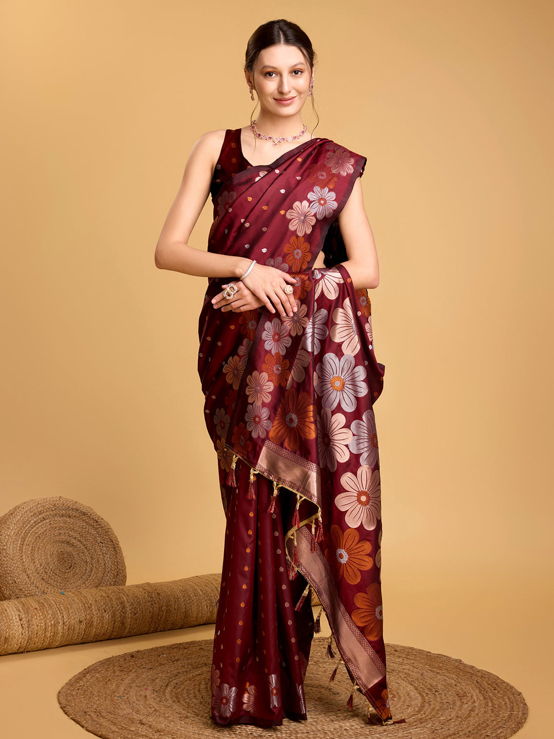Urban Pallu Woven Design Silk Blend Party Saree