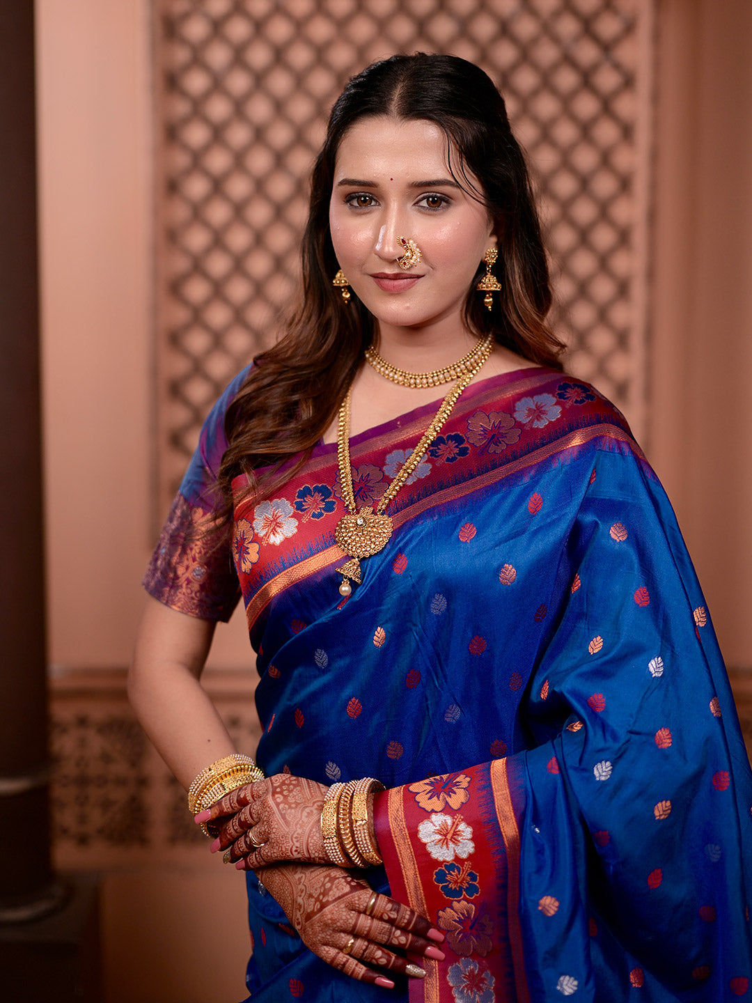 Urban Pallu Woven Design Silk Blend Traditional Saree