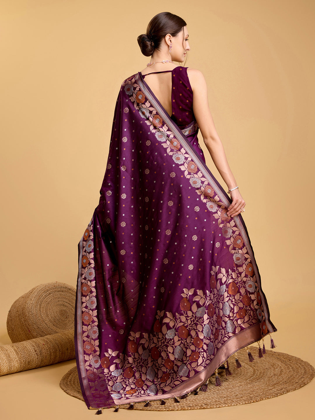 Urban Pallu Woven Design Silk Blend Party Saree