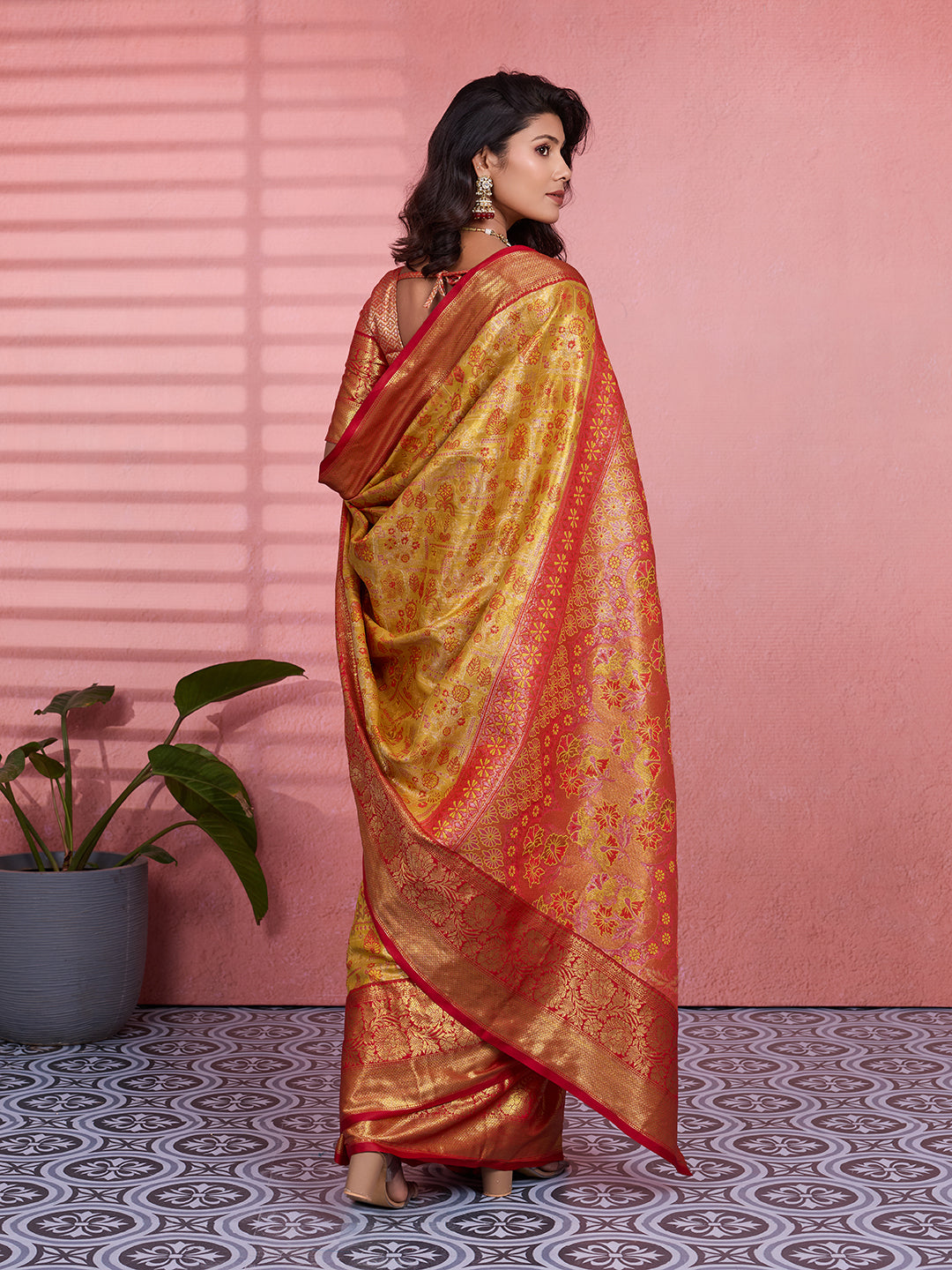 Urban Pallu Woven Design Art Silk Traditional Saree