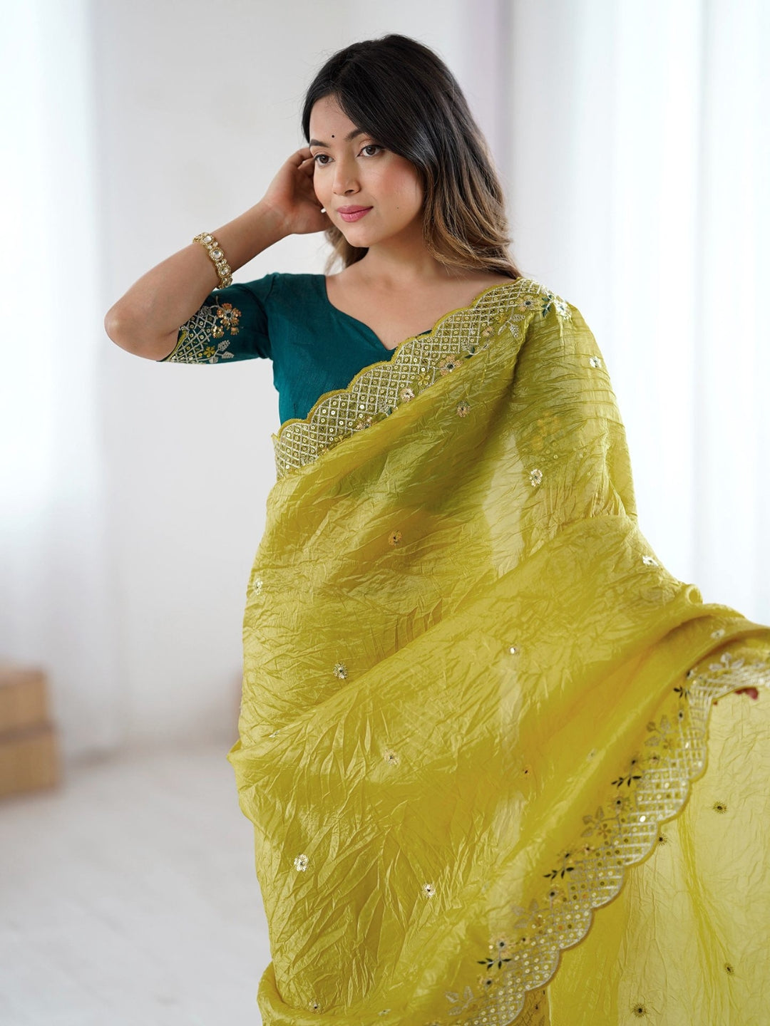 Urban Pallu Embroidered Tissue Festive Saree