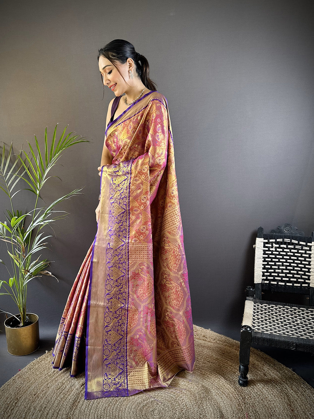 Urban Pallu Woven Design Silk Blend Traditional Saree
