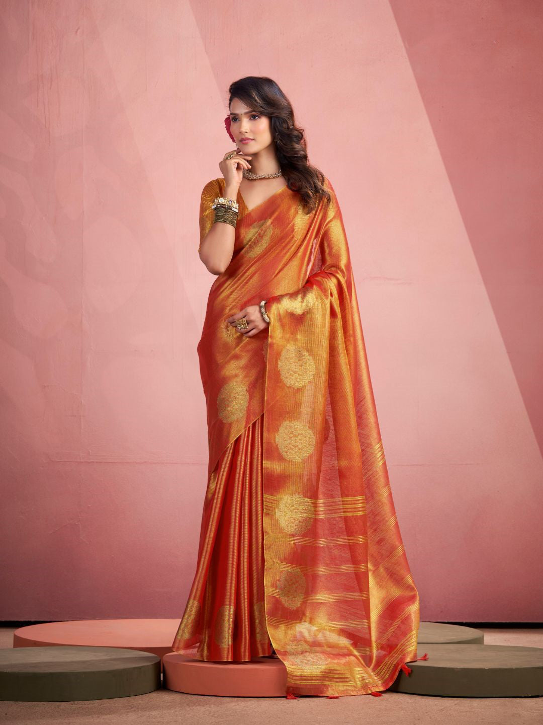 Urban Pallu Woven Design Silk Blend Traditional Saree