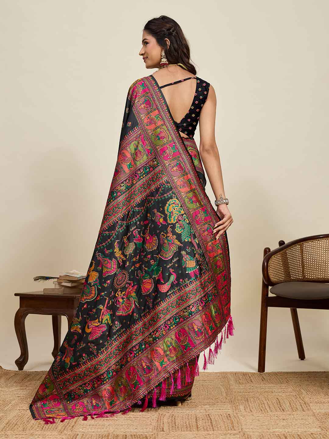 Urban Pallu Woven Design Silk Blend Party Saree