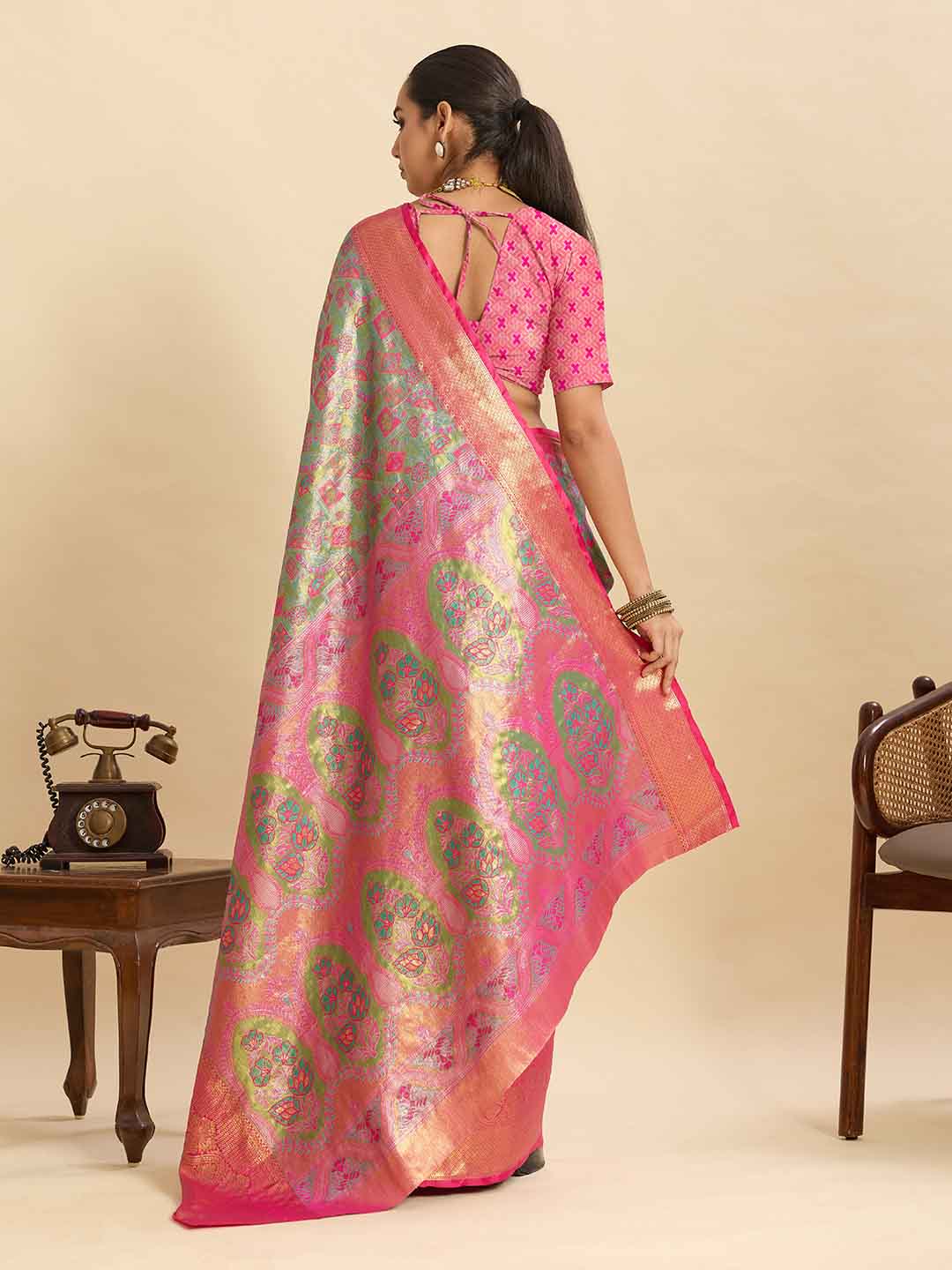 Urban Pallu Woven Design Silk Blend Party Saree