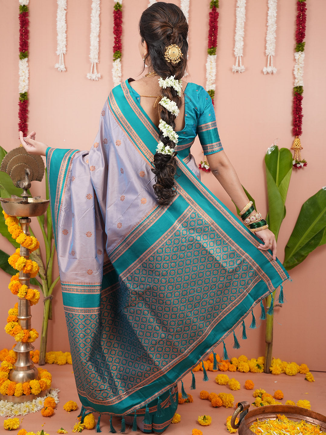 Urban Pallu Woven Design Silk Blend Traditional Saree
