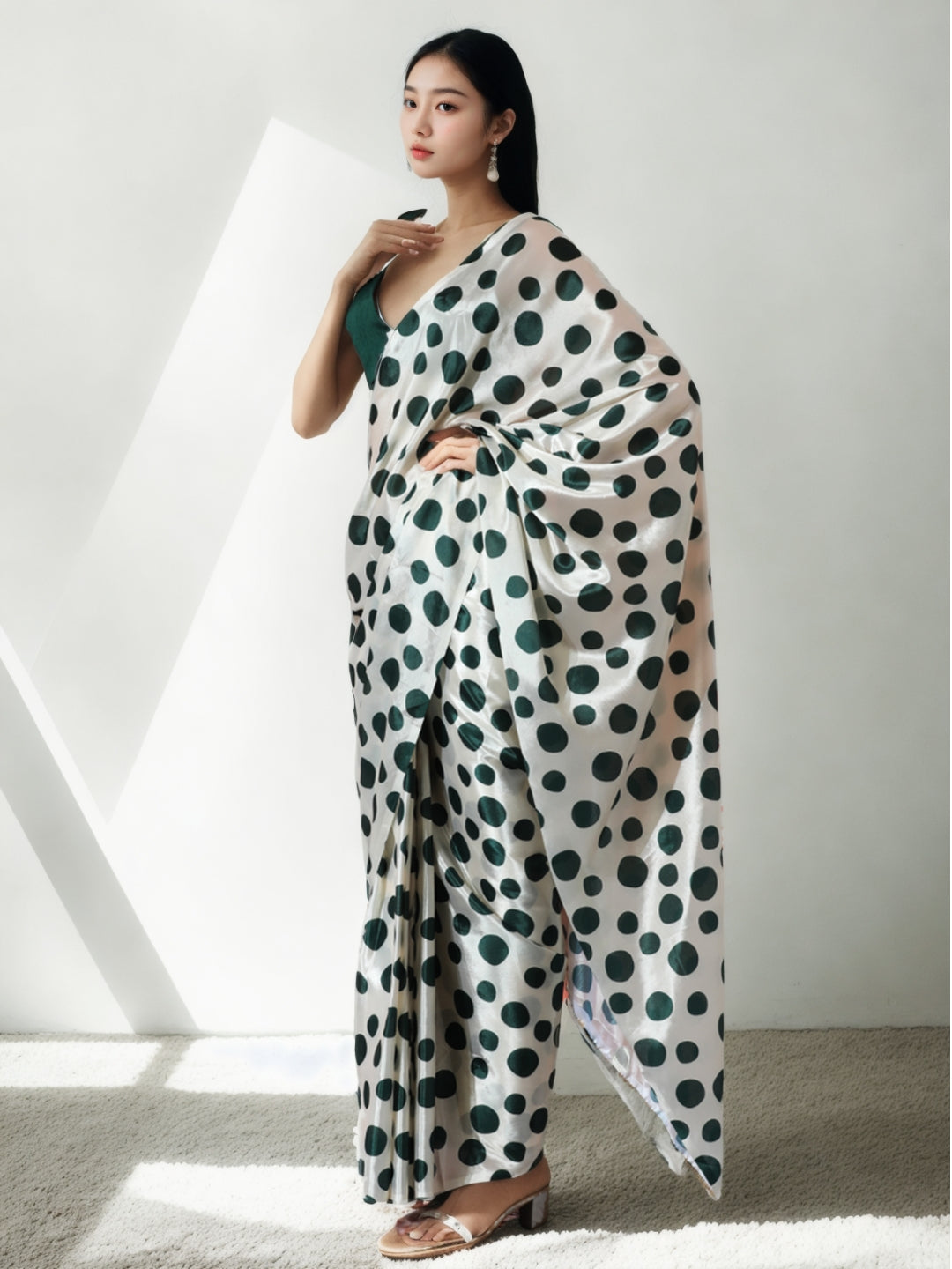 Urban Pallu Woven Design Silk Blend Fusion Saree