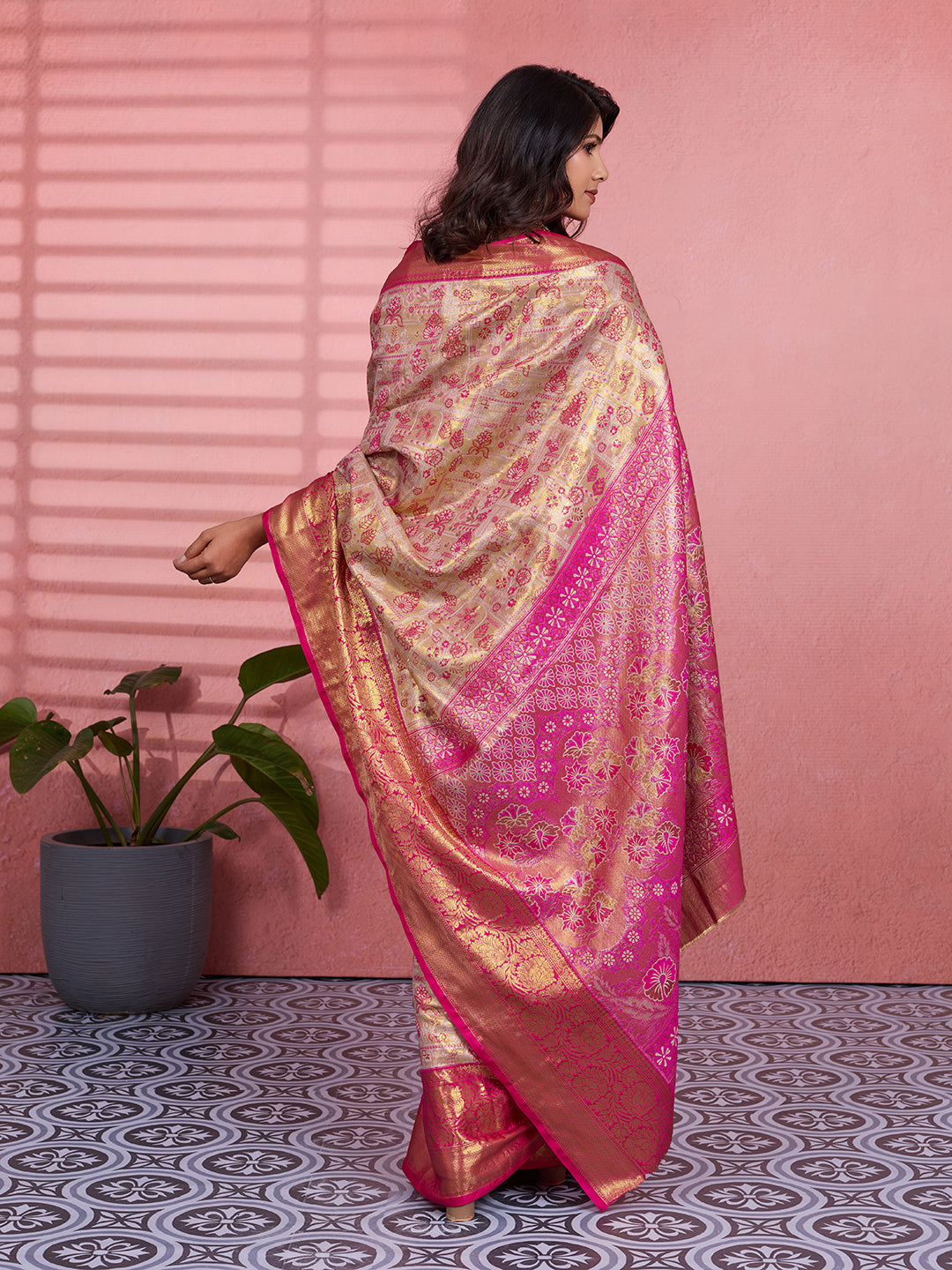 Urban Pallu Woven Design Art Silk Traditional Saree