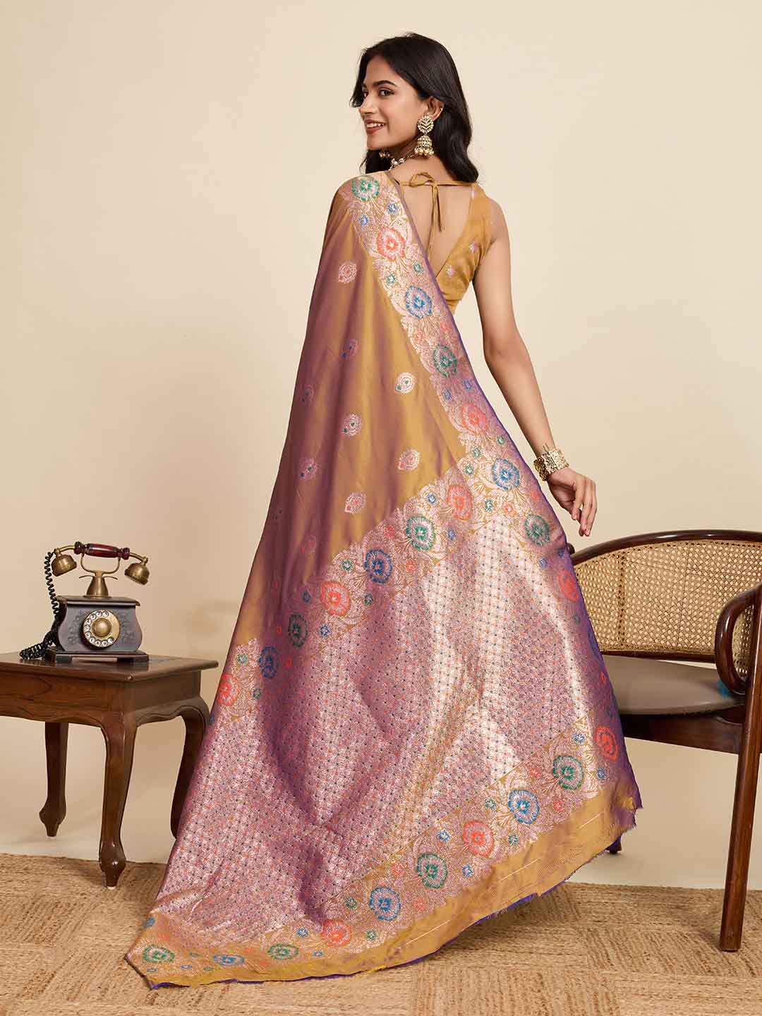 Urban Pallu Woven Design Silk Blend Party Saree