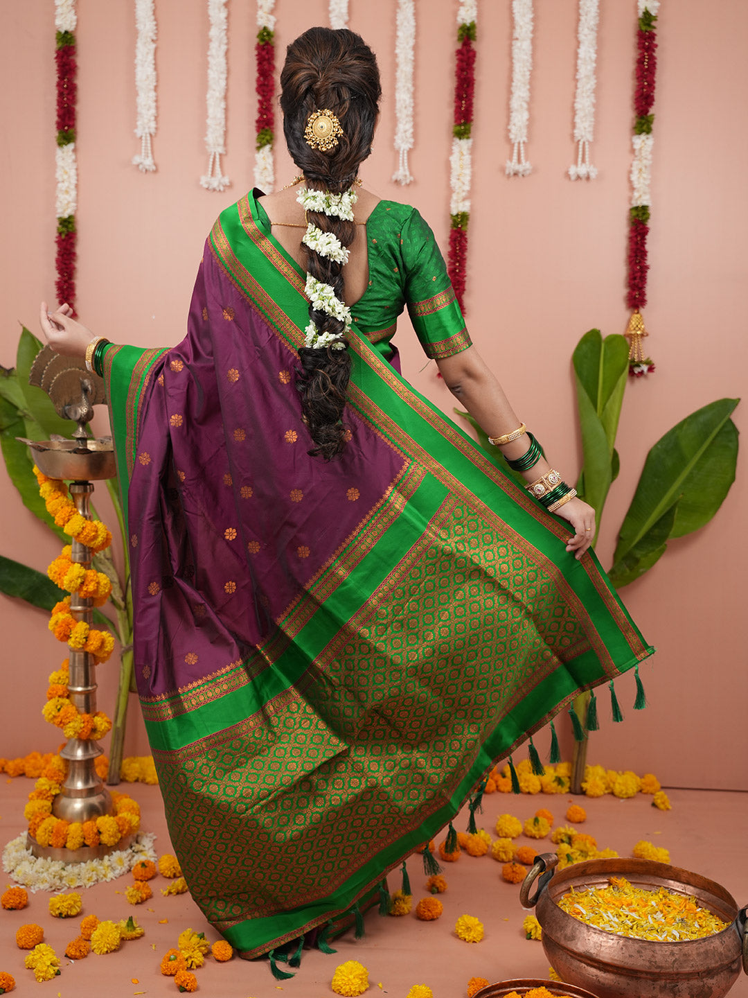 Urban Pallu Woven Design Silk Blend Traditional Saree