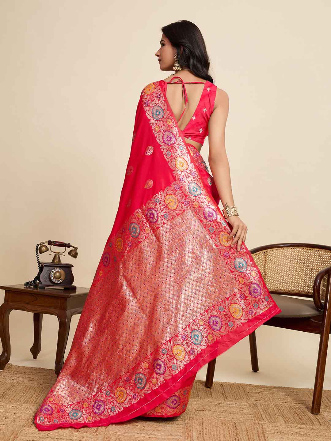 Urban Pallu Woven Design Silk Blend Party Saree
