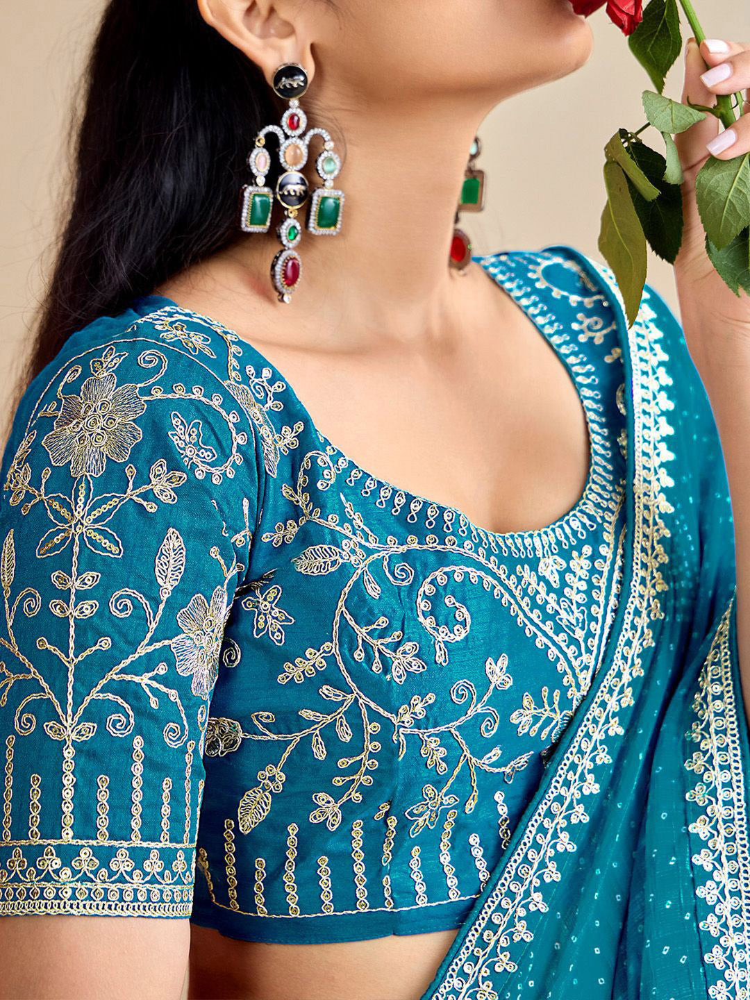 Urban Pallu Ethnic Motifs Embroidered Poly Georgette Heavy Work Saree