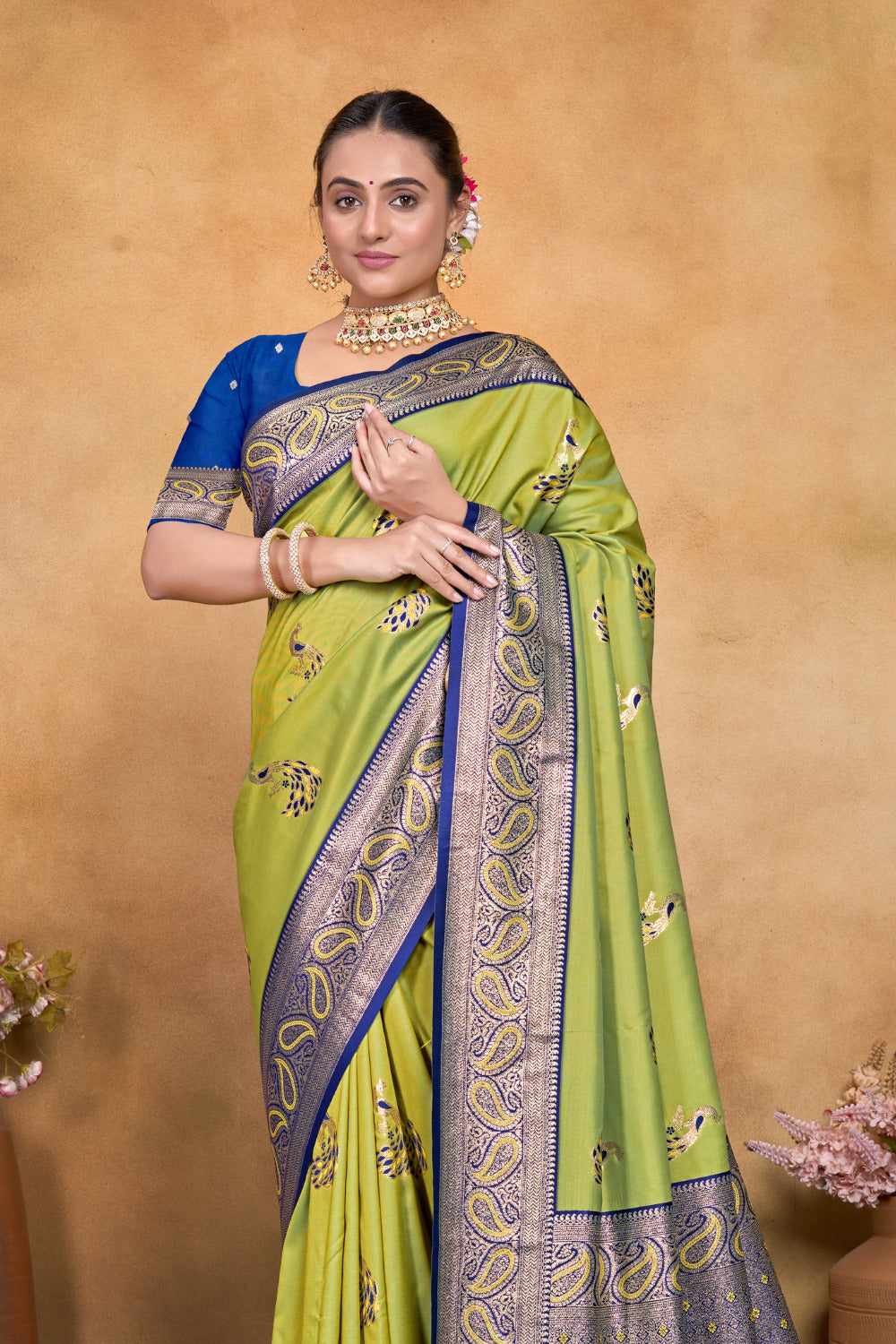 Urban Pallu Woven Design Silk Blend Fusion Saree