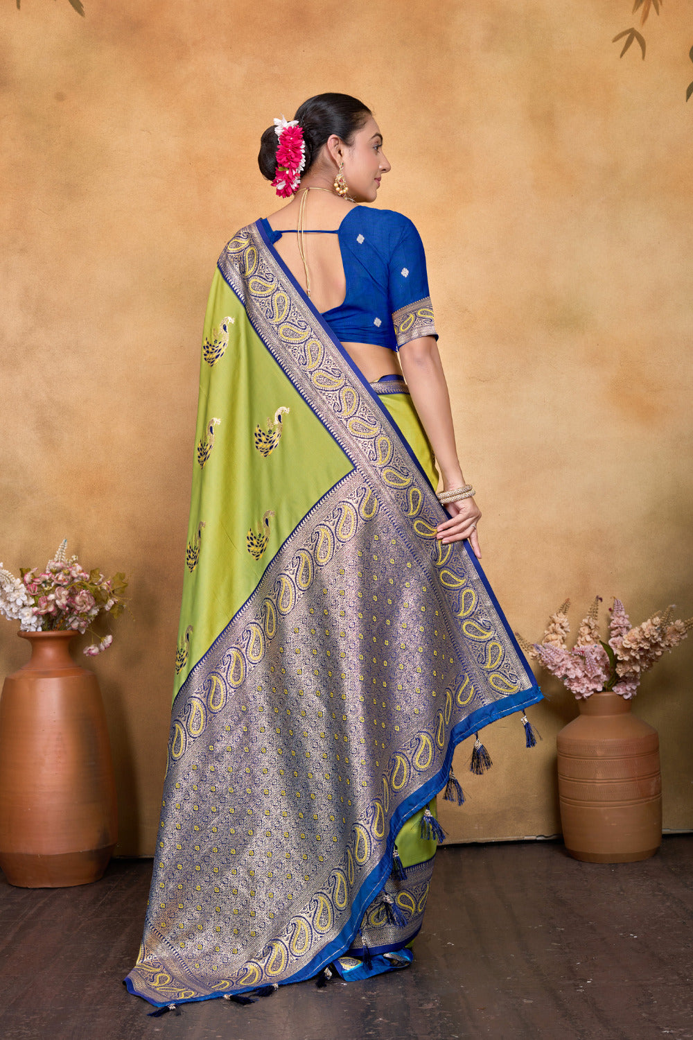 Urban Pallu Woven Design Silk Blend Fusion Saree