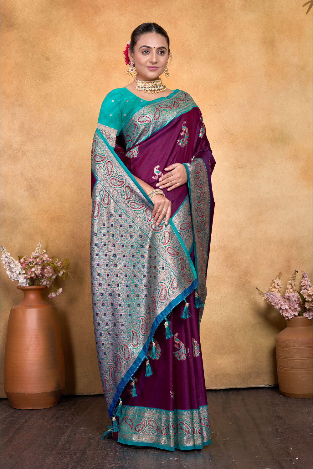 Urban Pallu Woven Design Silk Blend Fusion Saree