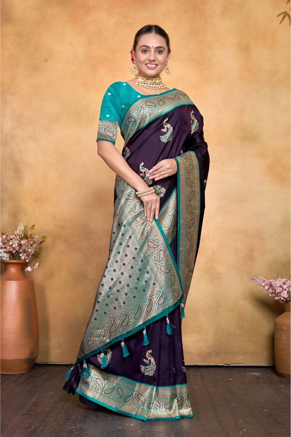 Urban Pallu Woven Design Silk Blend Fusion Saree