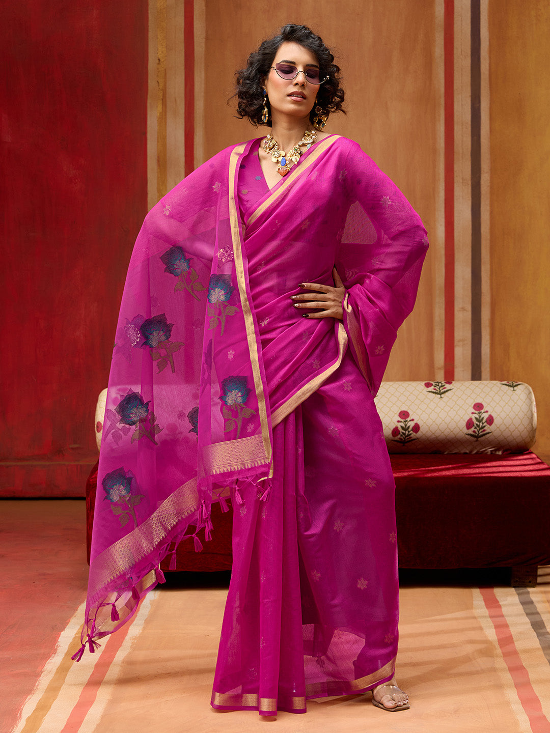Urban Pallu Printed Satin Party Saree