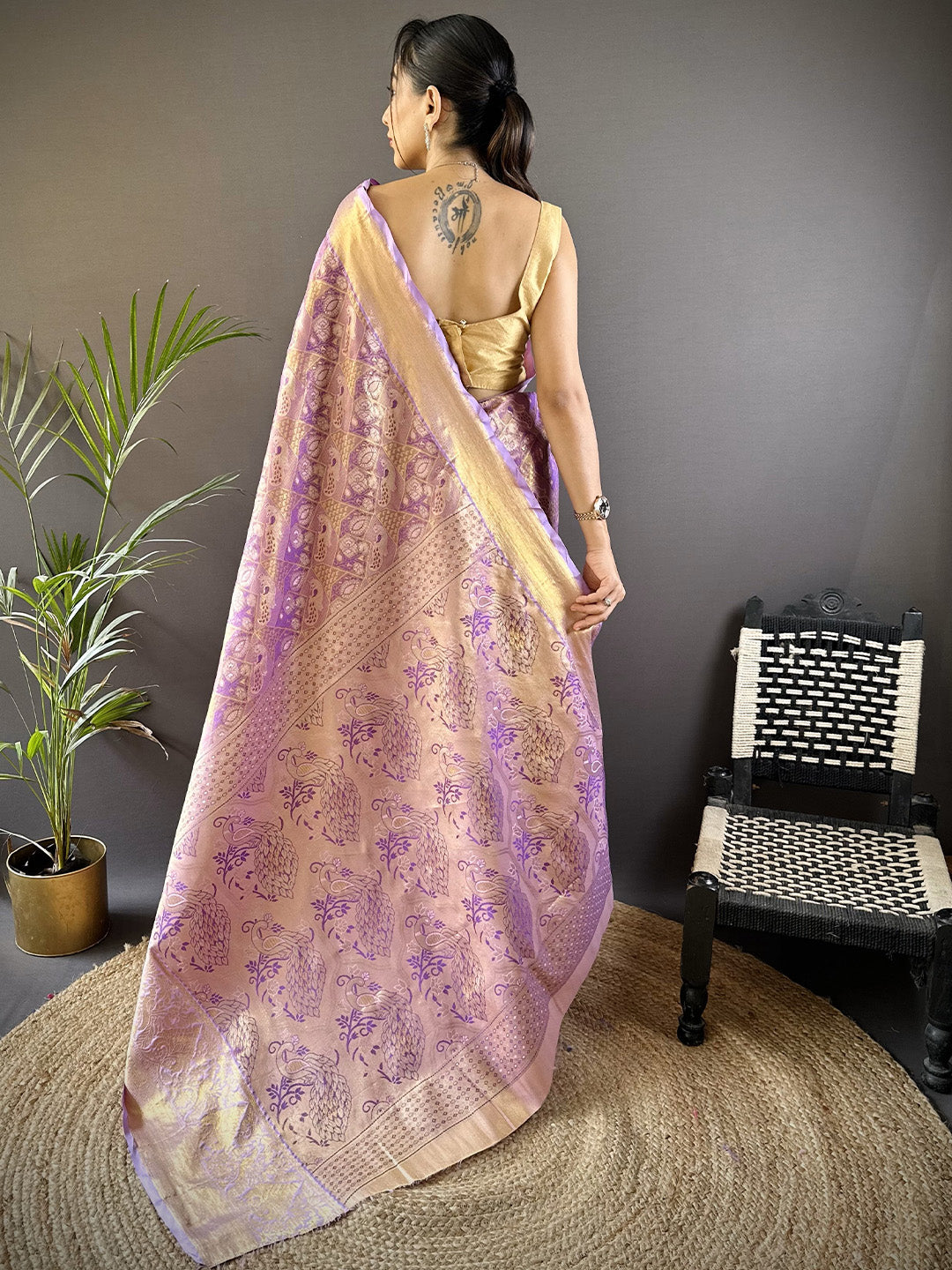 Urban Pallu Woven Design Silk Blend Traditional Saree