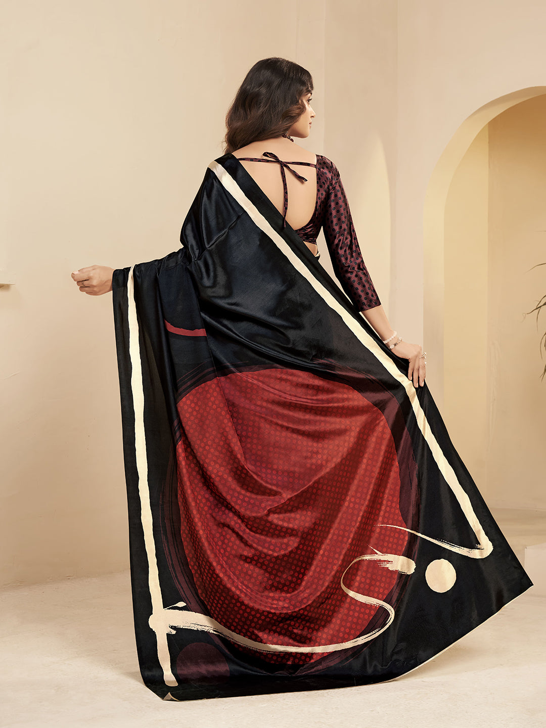 Urban Pallu Printed Poly Silk Work Saree