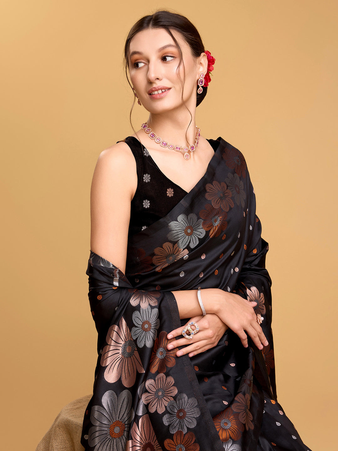 Urban Pallu Woven Design Silk Blend Party Saree